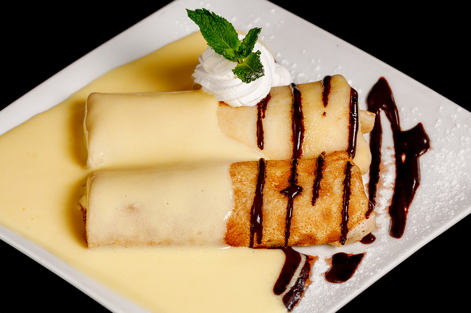 Narancsos túrós palacsinta vanília sodóval csokoládé öntettel