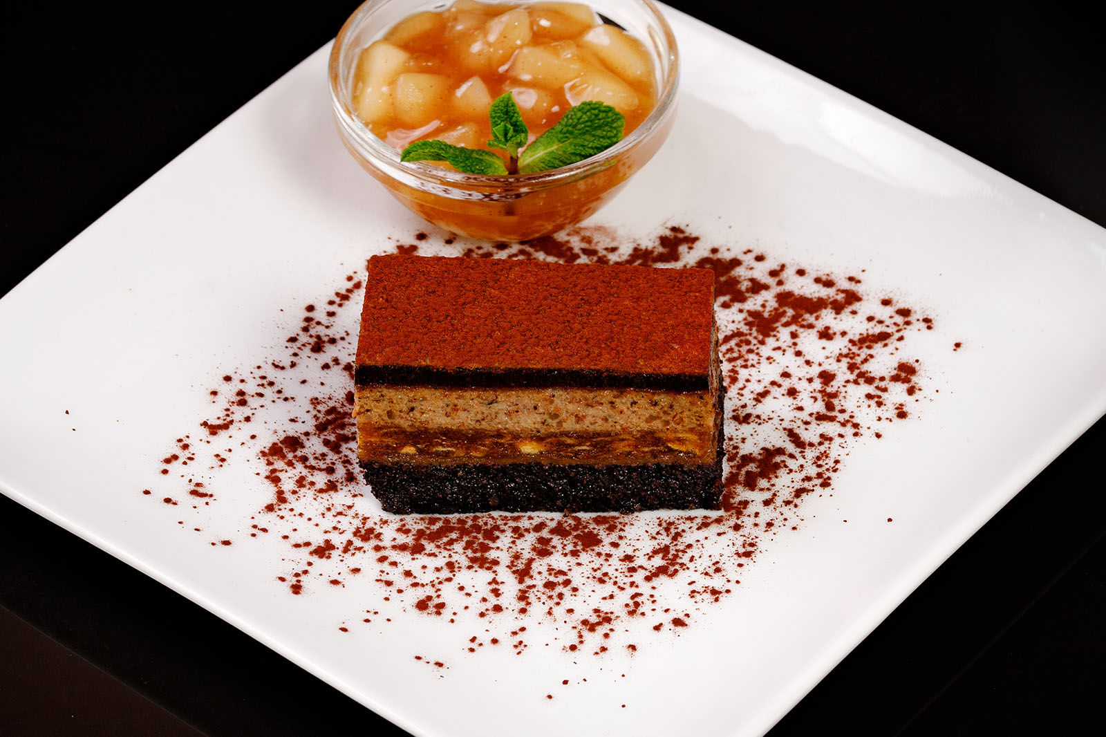 Paleolit almás máktorta meggyzselével